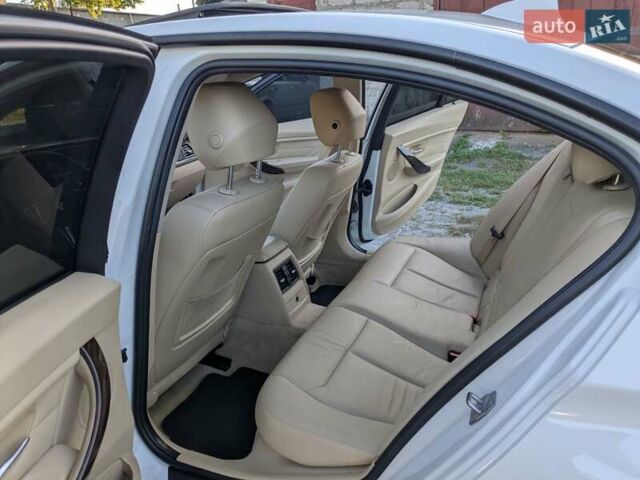 Белый БМВ 3 Серия, объемом двигателя 2 л и пробегом 240 тыс. км за 12500 $, фото 30 на Automoto.ua