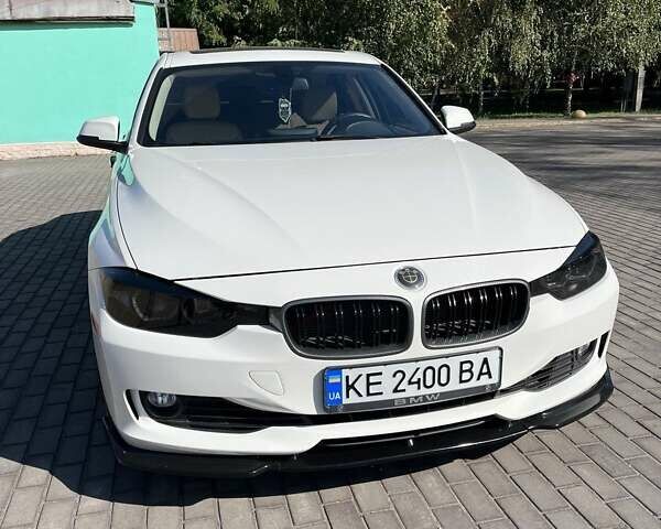 Белый БМВ 3 Серия, объемом двигателя 2 л и пробегом 115 тыс. км за 16000 $, фото 1 на Automoto.ua