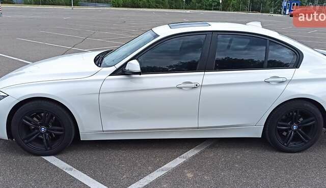 Білий БМВ 3 Серія, об'ємом двигуна 2 л та пробігом 155 тис. км за 15000 $, фото 1 на Automoto.ua