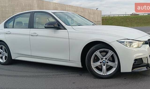 Білий БМВ 3 Серія, об'ємом двигуна 2 л та пробігом 189 тис. км за 15500 $, фото 22 на Automoto.ua
