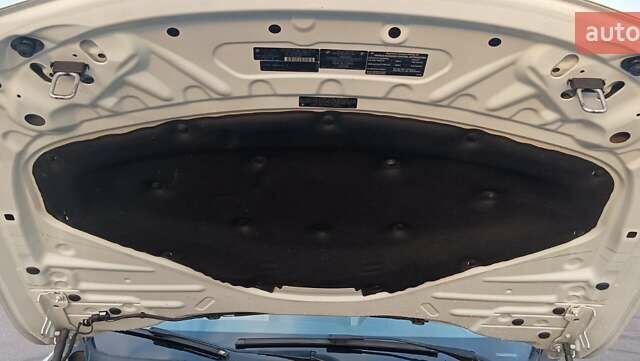 Білий БМВ 3 Серія, об'ємом двигуна 2 л та пробігом 189 тис. км за 15500 $, фото 62 на Automoto.ua