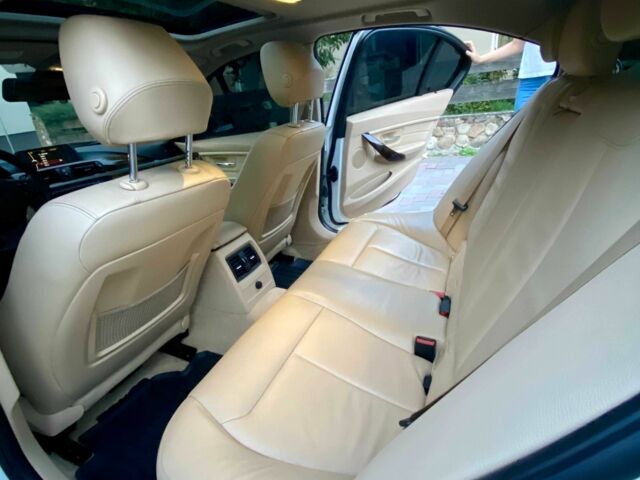 Белый БМВ 3 Серия, объемом двигателя 2 л и пробегом 230 тыс. км за 11000 $, фото 6 на Automoto.ua