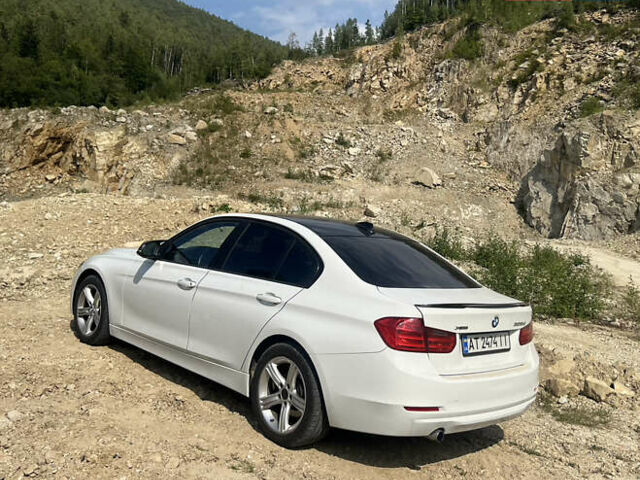 Белый БМВ 3 Серия, объемом двигателя 2 л и пробегом 377 тыс. км за 13700 $, фото 7 на Automoto.ua