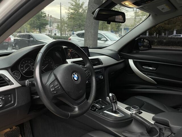 Белый БМВ 3 Серия, объемом двигателя 2 л и пробегом 219 тыс. км за 11000 $, фото 14 на Automoto.ua