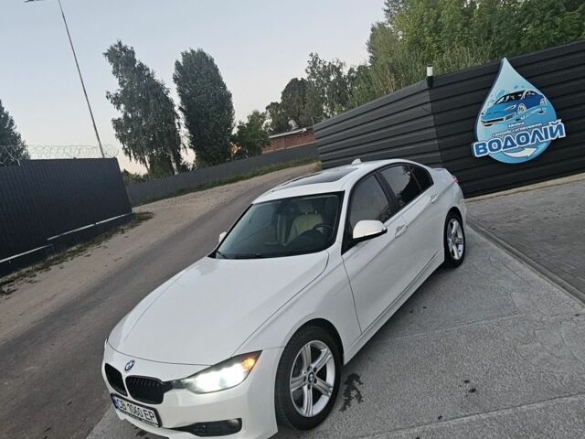 Белый БМВ 3 Серия, объемом двигателя 2 л и пробегом 216 тыс. км за 13000 $, фото 2 на Automoto.ua