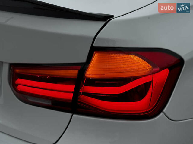 Білий БМВ 3 Серія, об'ємом двигуна 3 л та пробігом 186 тис. км за 18500 $, фото 13 на Automoto.ua