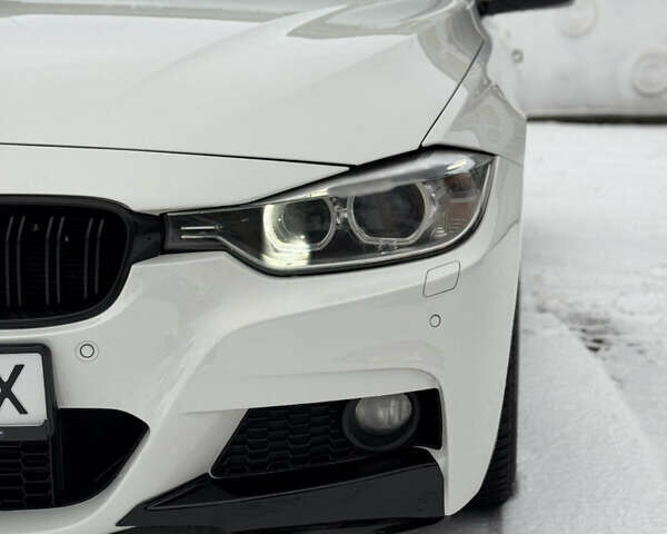 Білий БМВ 3 Серія, об'ємом двигуна 2 л та пробігом 243 тис. км за 16400 $, фото 18 на Automoto.ua