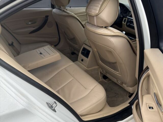 Белый БМВ 3 Серия, объемом двигателя 2 л и пробегом 203 тыс. км за 7999 $, фото 3 на Automoto.ua