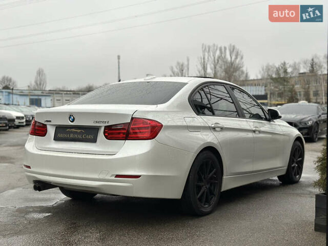 Білий БМВ 3 Серія, об'ємом двигуна 2 л та пробігом 212 тис. км за 13900 $, фото 9 на Automoto.ua