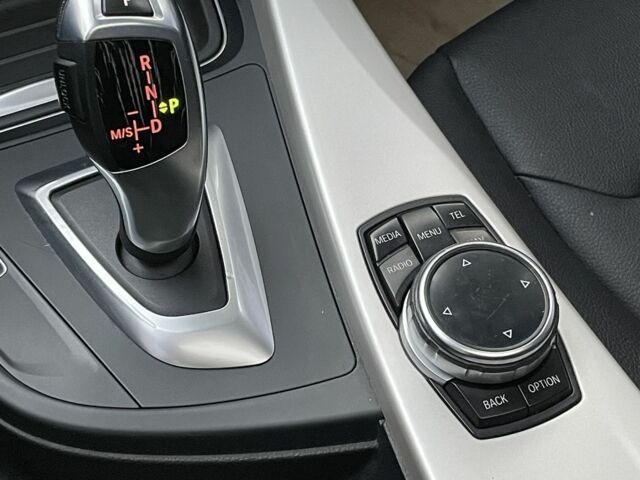 Белый БМВ 3 Серия, объемом двигателя 2 л и пробегом 219 тыс. км за 11000 $, фото 19 на Automoto.ua