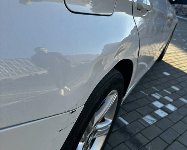 Білий БМВ 3 Серія, об'ємом двигуна 2 л та пробігом 194 тис. км за 10450 $, фото 14 на Automoto.ua