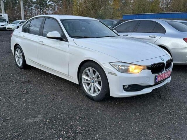 Белый БМВ 3 Серия, объемом двигателя 2 л и пробегом 200 тыс. км за 8900 $, фото 4 на Automoto.ua