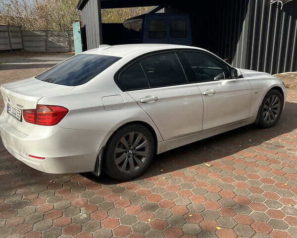 БМВ 3 Серия 2013 в Полонном на Automoto.ua Белый БМВ 3 Серия, объемом двигателя 2 л и пробегом 161 тыс. км за 14800 $, фото 1 на Automoto.ua