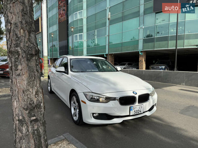 БМВ 3 Серия 2013 в Одессе на Automoto.ua Белый БМВ 3 Серия, объемом двигателя 2 л и пробегом 138 тыс. км за 10900 $, фото 3 на Automoto.ua