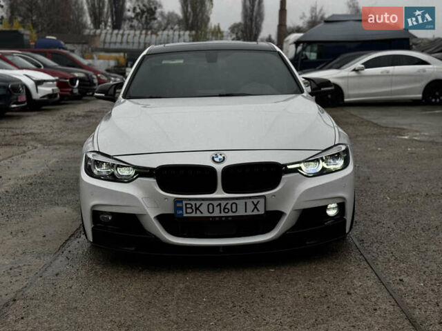 Білий БМВ 3 Серія, об'ємом двигуна 3 л та пробігом 186 тис. км за 18500 $, фото 4 на Automoto.ua