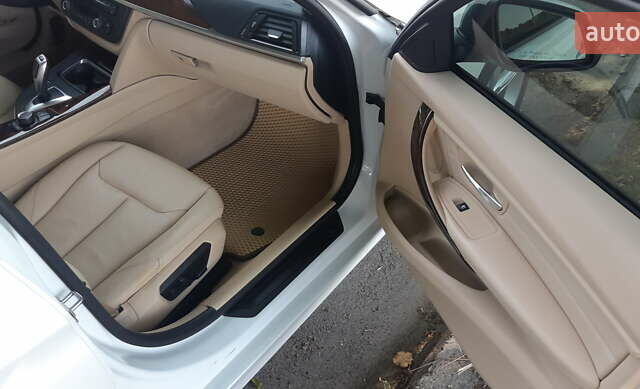 Белый БМВ 3 Серия, объемом двигателя 2 л и пробегом 187 тыс. км за 13000 $, фото 14 на Automoto.ua