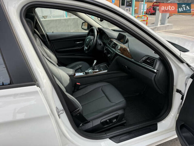 БМВ 3 Серия 2013 в Одессе на Automoto.ua Белый БМВ 3 Серия, объемом двигателя 2 л и пробегом 138 тыс. км за 10900 $, фото 19 на Automoto.ua