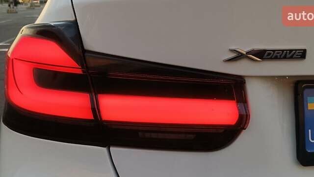 Білий БМВ 3 Серія, об'ємом двигуна 2 л та пробігом 189 тис. км за 15500 $, фото 54 на Automoto.ua