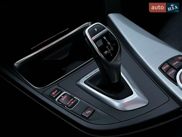 Белый БМВ 3 Серия, объемом двигателя 3 л и пробегом 185 тыс. км за 15500 $, фото 10 на Automoto.ua