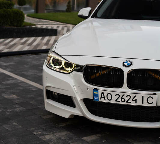Белый БМВ 3 Серия, объемом двигателя 2 л и пробегом 140 тыс. км за 12500 $, фото 2 на Automoto.ua