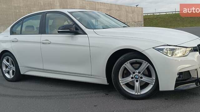 Білий БМВ 3 Серія, об'ємом двигуна 2 л та пробігом 189 тис. км за 15500 $, фото 21 на Automoto.ua