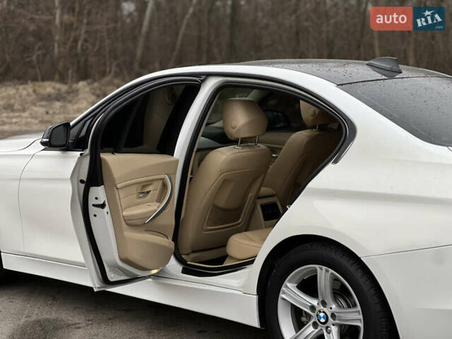 Белый БМВ 3 Серия, объемом двигателя 2 л и пробегом 129 тыс. км за 11300 $, фото 2 на Automoto.ua