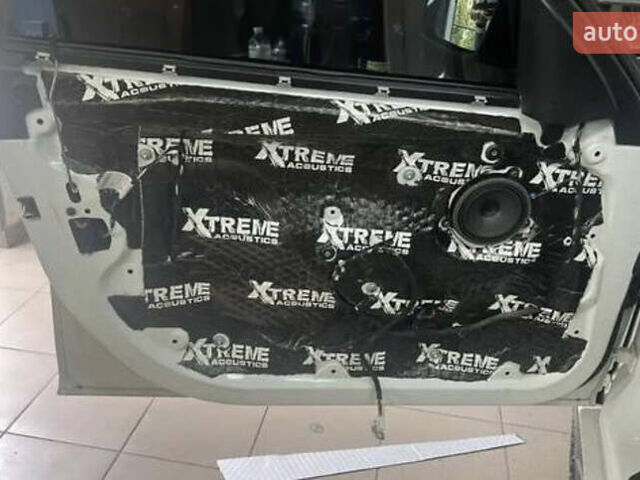 Белый БМВ 3 Серия, объемом двигателя 2 л и пробегом 209 тыс. км за 13999 $, фото 52 на Automoto.ua