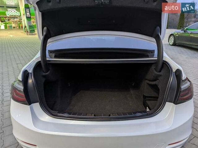 Белый БМВ 3 Серия, объемом двигателя 2 л и пробегом 190 тыс. км за 13500 $, фото 34 на Automoto.ua
