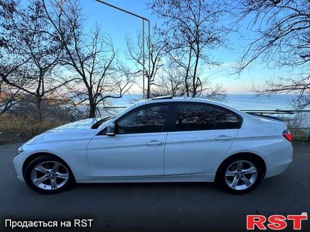 Белый БМВ 3 Серия, объемом двигателя 2 л и пробегом 228 тыс. км за 13900 $, фото 2 на Automoto.ua