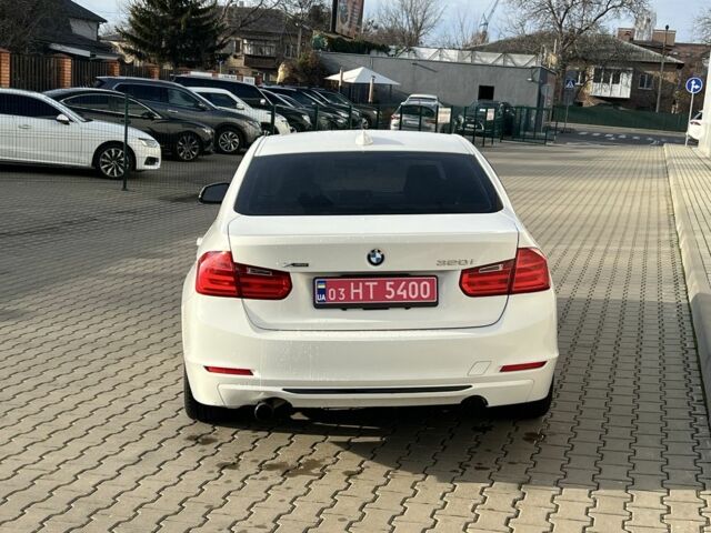 Белый БМВ 3 Серия, объемом двигателя 2 л и пробегом 217 тыс. км за 9900 $, фото 4 на Automoto.ua