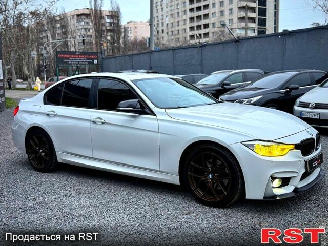 Білий БМВ 3 Серія, об'ємом двигуна 2 л та пробігом 220 тис. км за 12800 $, фото 5 на Automoto.ua