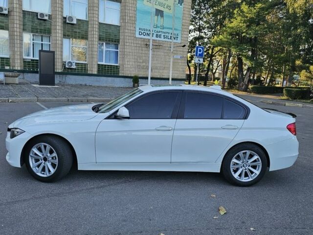 Белый БМВ 3 Серия, объемом двигателя 2 л и пробегом 207 тыс. км за 10796 $, фото 2 на Automoto.ua