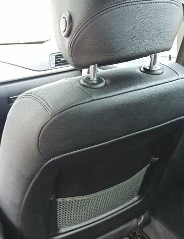 Білий БМВ 3 Серія, об'ємом двигуна 2 л та пробігом 155 тис. км за 15000 $, фото 13 на Automoto.ua