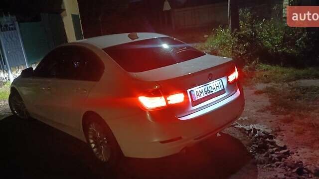 Белый БМВ 3 Серия, объемом двигателя 2 л и пробегом 253 тыс. км за 10750 $, фото 24 на Automoto.ua