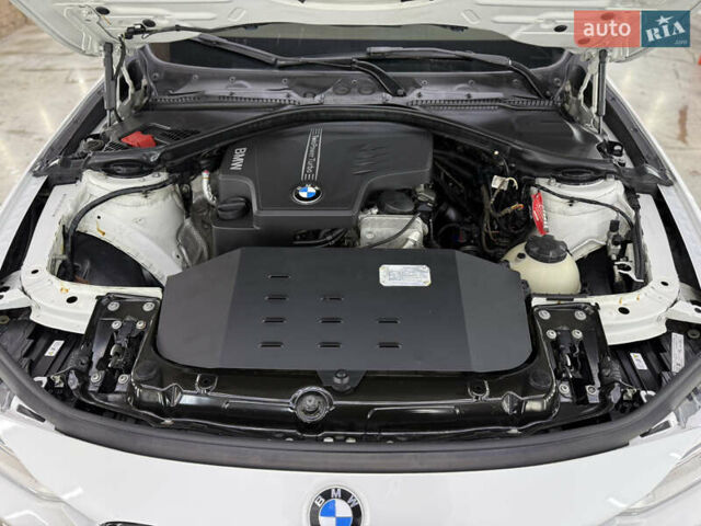 Белый БМВ 3 Серия, объемом двигателя 2 л и пробегом 209 тыс. км за 13999 $, фото 25 на Automoto.ua