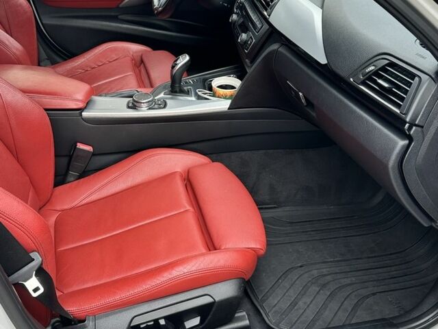 Белый БМВ 3 Серия, объемом двигателя 3 л и пробегом 142 тыс. км за 16500 $, фото 10 на Automoto.ua