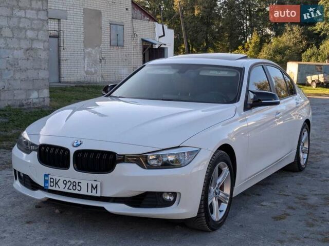 Белый БМВ 3 Серия, объемом двигателя 2 л и пробегом 240 тыс. км за 12500 $, фото 15 на Automoto.ua