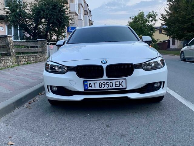 Белый БМВ 3 Серия, объемом двигателя 2 л и пробегом 230 тыс. км за 11000 $, фото 3 на Automoto.ua