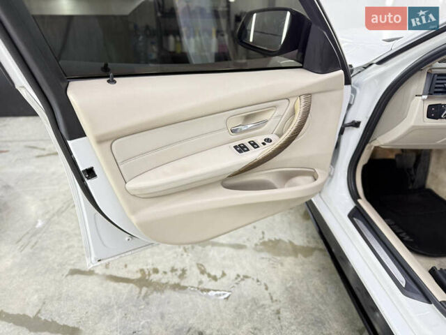 Белый БМВ 3 Серия, объемом двигателя 2 л и пробегом 209 тыс. км за 13999 $, фото 34 на Automoto.ua