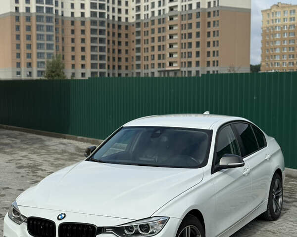 Белый БМВ 3 Серия, объемом двигателя 2 л и пробегом 257 тыс. км за 12400 $, фото 2 на Automoto.ua