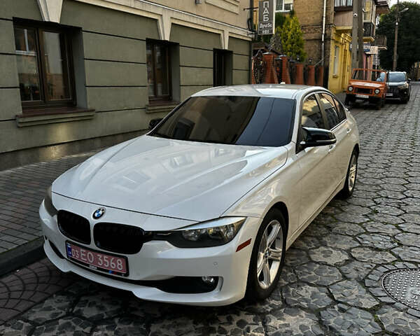 Білий БМВ 3 Серія, об'ємом двигуна 2 л та пробігом 194 тис. км за 10450 $, фото 2 на Automoto.ua