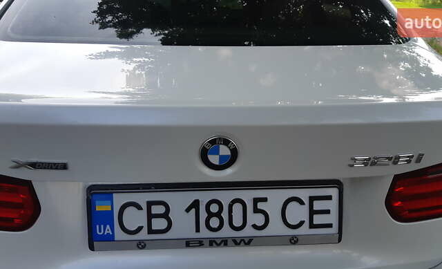 Белый БМВ 3 Серия, объемом двигателя 2 л и пробегом 187 тыс. км за 13000 $, фото 20 на Automoto.ua