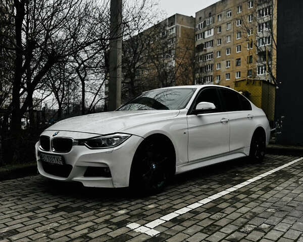 Белый БМВ 3 Серия, объемом двигателя 2 л и пробегом 231 тыс. км за 12100 $, фото 1 на Automoto.ua