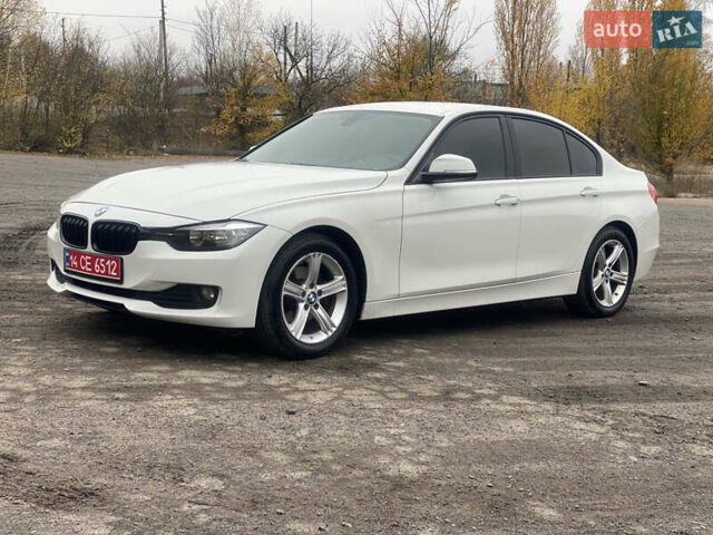 БМВ 3 Серия 2013 в Пирятине на Automoto.ua Белый БМВ 3 Серия, объемом двигателя 2 л и пробегом 203 тыс. км за 11500 $, фото 2 на Automoto.ua
