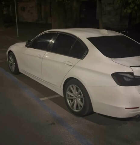 Білий БМВ 3 Серія, об'ємом двигуна 2 л та пробігом 196 тис. км за 12500 $, фото 2 на Automoto.ua