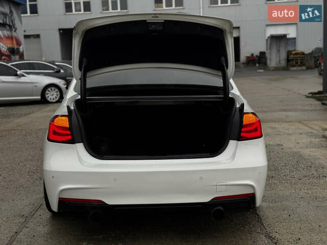 Білий БМВ 3 Серія, об'ємом двигуна 3 л та пробігом 186 тис. км за 18500 $, фото 54 на Automoto.ua