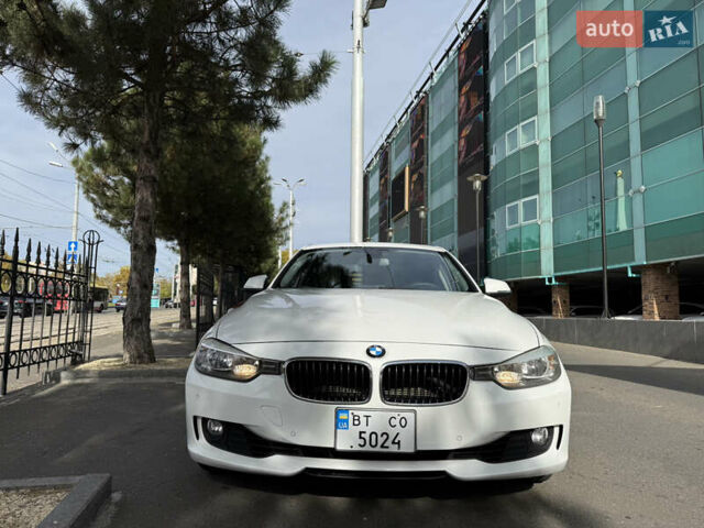 БМВ 3 Серия 2013 в Одессе на Automoto.ua Белый БМВ 3 Серия, объемом двигателя 2 л и пробегом 138 тыс. км за 10900 $, фото 1 на Automoto.ua