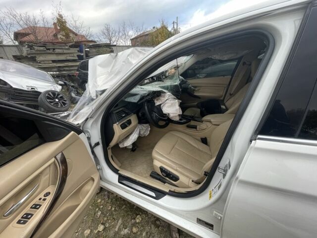 БМВ 3 Серия 2013 в Львове на Automoto.ua Белый БМВ 3 Серия, объемом двигателя 2 л и пробегом 145 тыс. км за 4000 $, фото 4 на Automoto.ua