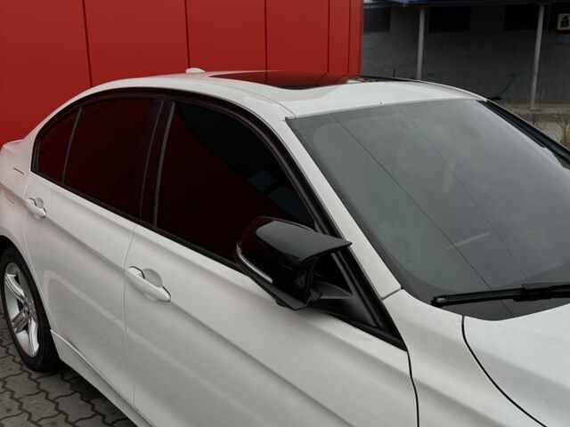 Белый БМВ 3 Серия, объемом двигателя 2 л и пробегом 148 тыс. км за 13500 $, фото 2 на Automoto.ua