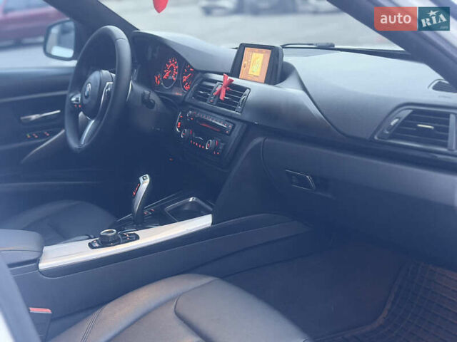 БМВ 3 Серия 2013 в Киеве на Automoto.ua Белый БМВ 3 Серия, объемом двигателя 2 л и пробегом 229 тыс. км за 11300 $, фото 20 на Automoto.ua